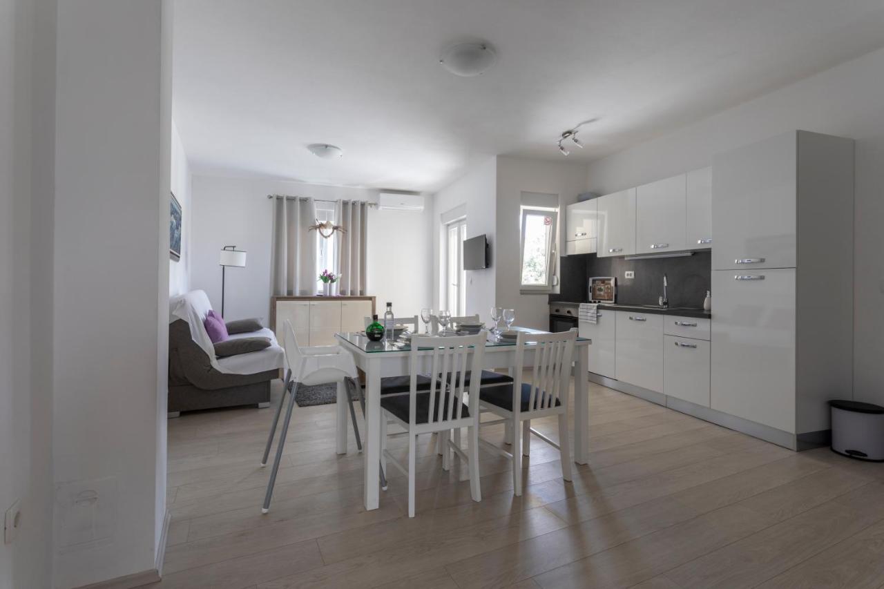 Atena Zaton Apartamento Nin Exterior foto